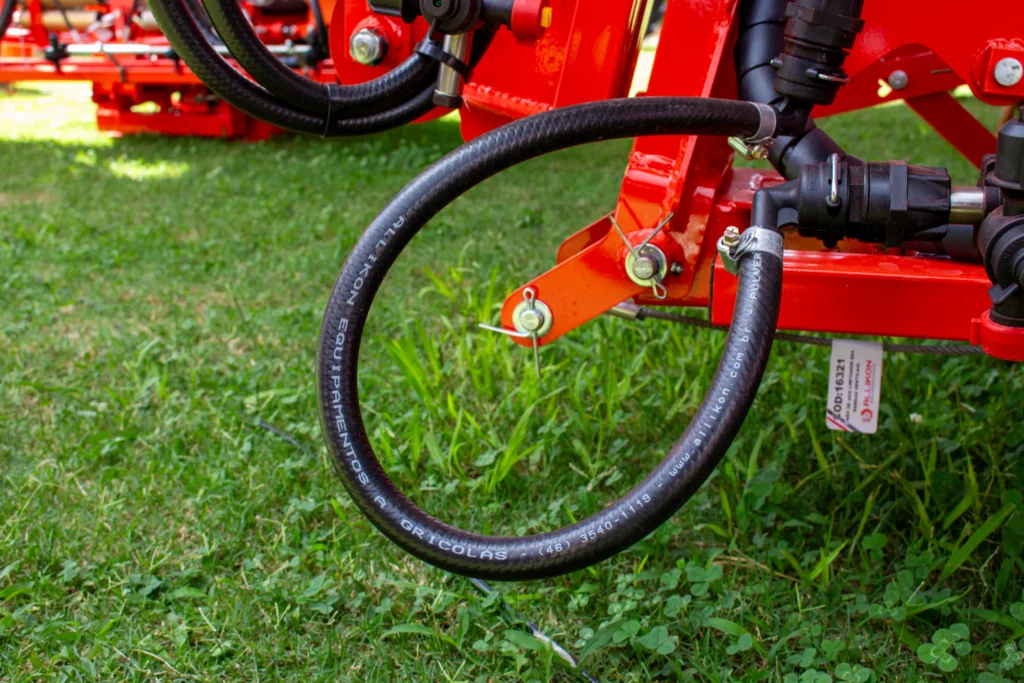 Aliikon_8-compressed